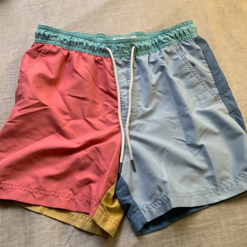 Mens American Eagle swim trunks size small